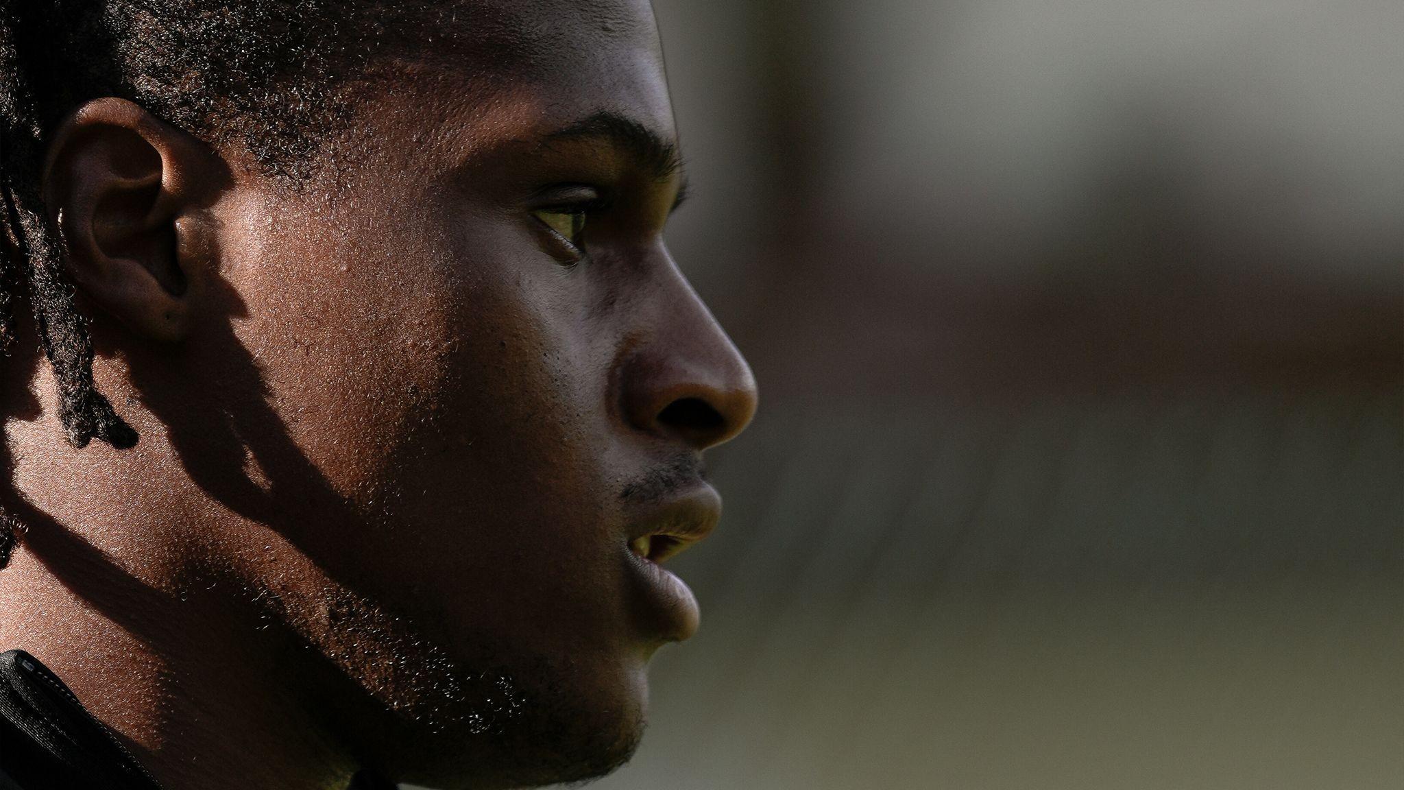 彩票开奖查询-官方：威尼斯20岁前锋奥科罗租借加盟尤文，含选择买断条款