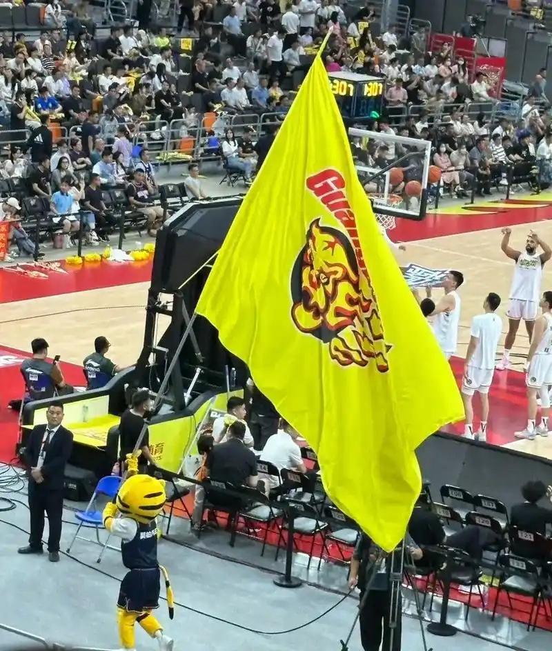 福利彩票开奖结果-广东宏远正式改名！新冠名有意思，杜锋点名崔永熙，徐杰又秀恩爱